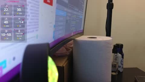 Snapshot of nikolwalter chatting on 07/01/26, 04:58 nikolwalter online show from 07/01/26, 04:58