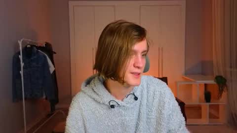 niko online show from 03/11/25, 07:36