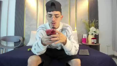 Snapshot of nikostone chatting on 06/16/26, 04:15 Niko Stone online show from 06/16/26, 04:15