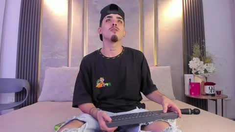 Snapshot of nikostone chatting on 06/24/26, 04:00 Niko Stone online show from 06/24/26, 04:00