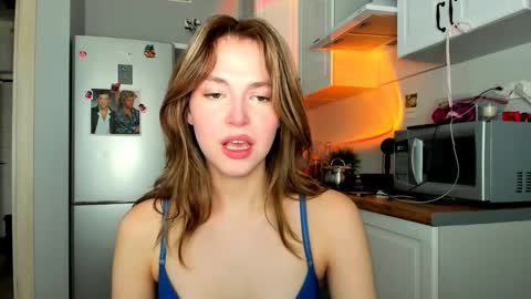 Veronica online show from 02/27/25, 07:55