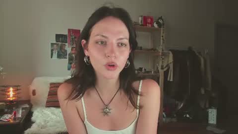 Veronica online show from 07/20/26, 12:29