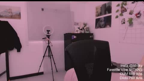 Nikylaine online show from 02/08/26, 01:47