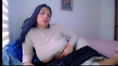 nila online show from 02/09/25, 10:54