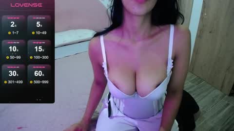 nila online show from 04/28/26, 02:27