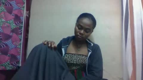 Snapshot of nilahmarie chatting on 09/11/25, 12:05 nilah online show from 09/11/25, 12:05