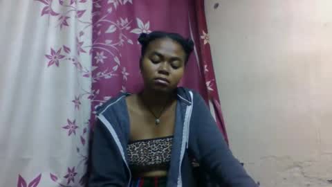 Snapshot of nilahmarie chatting on 09/12/25, 01:11 nilah online show from 09/12/25, 01:11