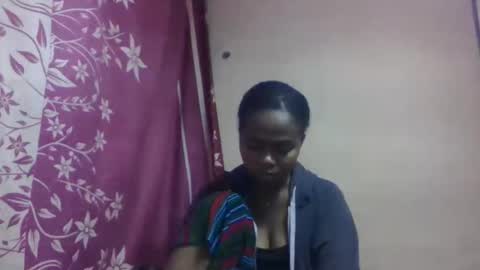 Snapshot of nilahmarie chatting on 10/03/25, 08:44 nilah online show from 10/03/25, 08:44