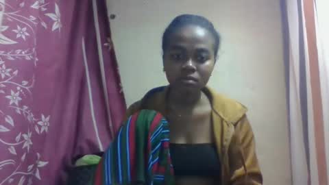 Snapshot of nilahmarie chatting on 10/07/25, 05:54 nilah online show from 10/07/25, 05:54
