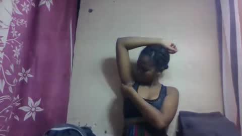 Snapshot of nilahmarie chatting on 10/21/25, 02:51 nilah online show from 10/21/25, 02:51