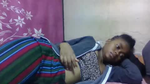 nilah online show from 11/07/25, 07:08