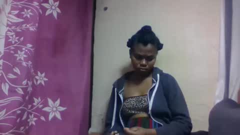 nilah online show from 11/10/25, 01:26