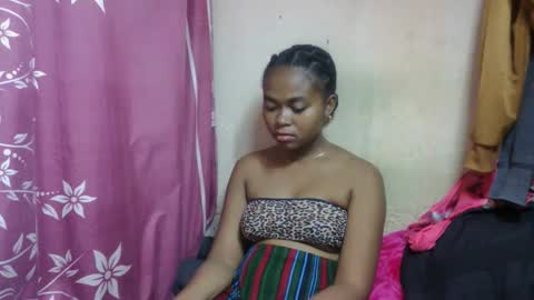 nilah online show from 03/23/26, 07:51