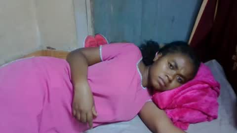 Snapshot of nilahmarie chatting on 04/25/26, 01:52 nilah online show from 04/25/26, 01:52