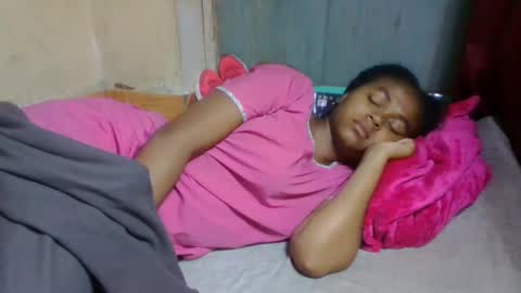Snapshot of nilahmarie chatting on 04/26/26, 03:37 nilah online show from 04/26/26, 03:37