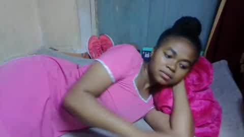 Snapshot of nilahmarie chatting on 04/27/26, 06:00 nilah online show from 04/27/26, 06:00