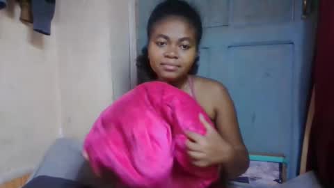 Snapshot of nilahmarie chatting on 05/11/26, 05:02 nilah online show from 05/11/26, 05:02