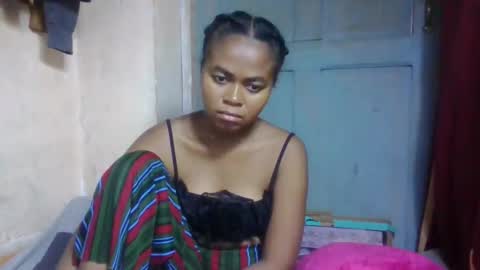 Snapshot of nilahmarie chatting on 05/13/26, 05:38 nilah online show from 05/13/26, 05:38