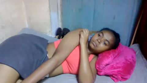 Snapshot of nilahmarie chatting on 05/20/26, 03:29 nilah online show from 05/20/26, 03:29