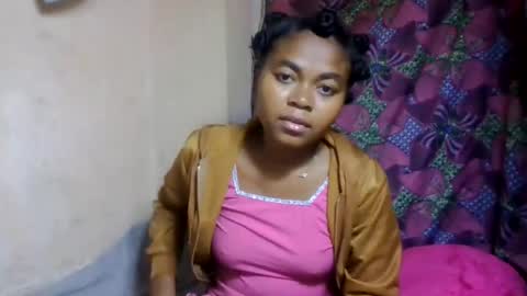 Snapshot of nilahmarie chatting on 06/08/26, 05:02 nilah online show from 06/08/26, 05:02