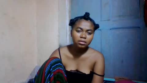 Snapshot of nilahmarie chatting on 07/03/26, 11:27 nilah online show from 07/03/26, 11:27