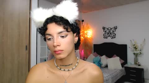 Nilam online show from 02/22/25, 05:02