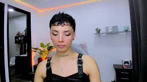 Nilam online show from 09/16/25, 11:28