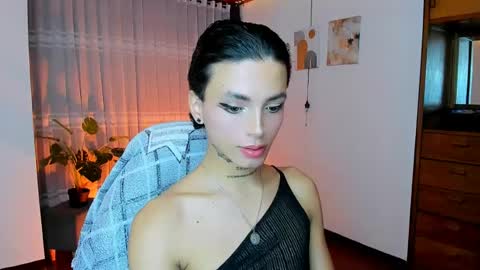 Snapshot of nilam217 chatting on 06/03/26, 11:32 Nilam online show from 06/03/26, 11:32