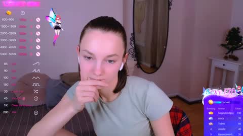 Snapshot of nillie_kelly chatting on 12/21/24, 01:15 Nillie online show from 12/21/24, 01:15