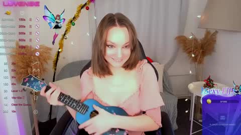 Snapshot of nillie_kelly chatting on 12/30/24, 09:08 Nillie online show from 12/30/24, 09:08