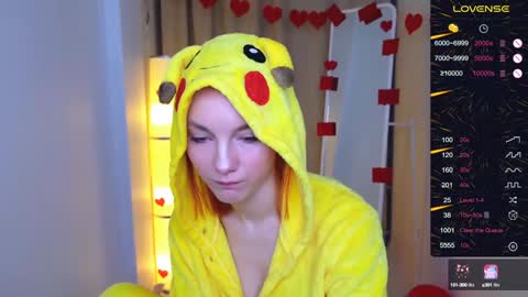 Snapshot of nillie_kelly chatting on 02/06/25, 10:21 Nillie online show from 02/06/25, 10:21