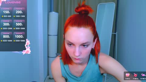 Snapshot of nillie_kelly chatting on 02/22/25, 12:27 Nillie online show from 02/22/25, 12:27