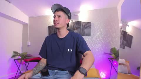 Nils online show from 11/11/25, 02:44