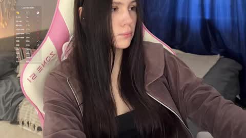 Jennet online show from 03/11/25, 02:18