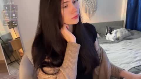 Jennet online show from 09/13/25, 11:43