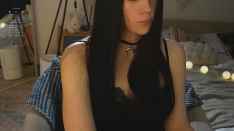 Jennet online show from 12/13/25, 07:53