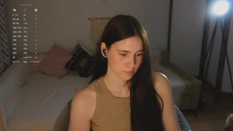Jennet online show from 06/17/26, 06:53