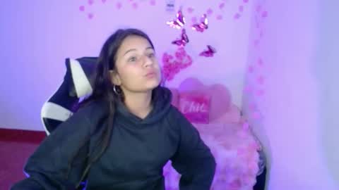 nina__777 online show from 12/17/25, 11:27