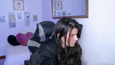 nina__777 online show from 01/12/26, 01:38