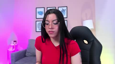 Nina online show from 01/10/26, 08:21