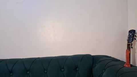 nina_bambi online show from 10/29/25, 07:37