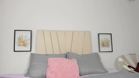 nina_keller_ online show from 02/24/26, 01:14