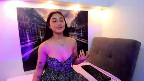 Nina online show from 05/28/26, 07:11