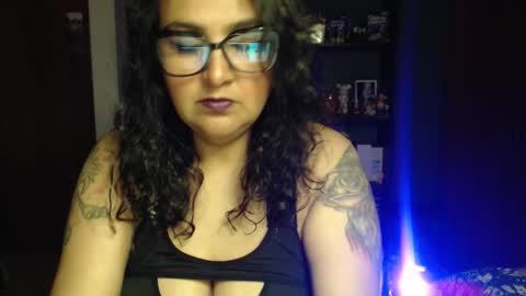 Snapshot of nina_moonbeam chatting on 01/07/26, 01:30 Nina Moon online show from 01/07/26, 01:30