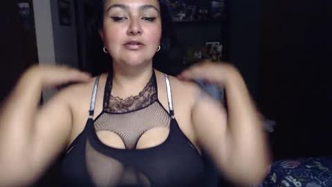 Snapshot of nina_moonbeam chatting on 03/08/26, 01:25 Nina Moon online show from 03/08/26, 01:25