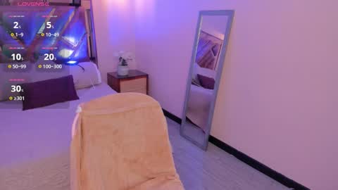 Nina myers online show from 12/05/25, 02:53