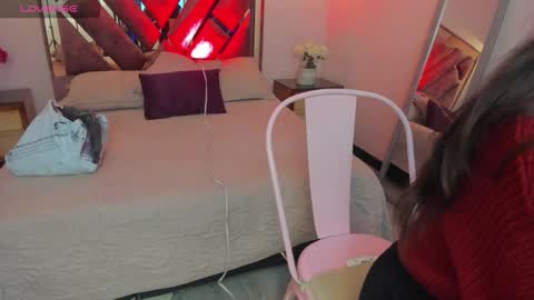 Nina myers online show from 12/23/25, 02:42