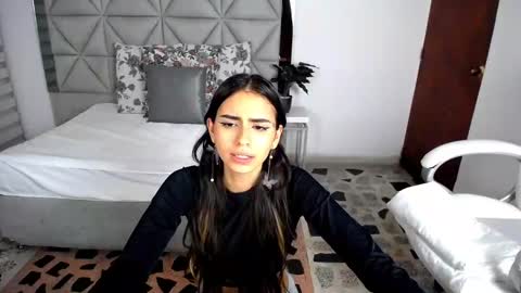 Snapshot of nina_pons chatting on 02/07/25, 02:40 Nina online show from 02/07/25, 02:40