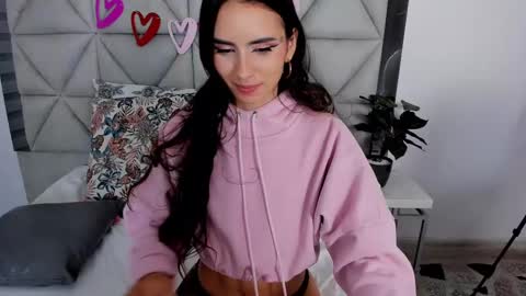 Snapshot of nina_pons chatting on 02/19/25, 02:12 Nina online show from 02/19/25, 02:12