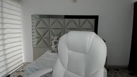 Snapshot of nina_pons chatting on 03/12/25, 08:31 Nina online show from 03/12/25, 08:31